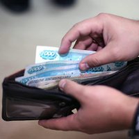 Росстат сообщил о падении доходов населения в мае на 5,7%